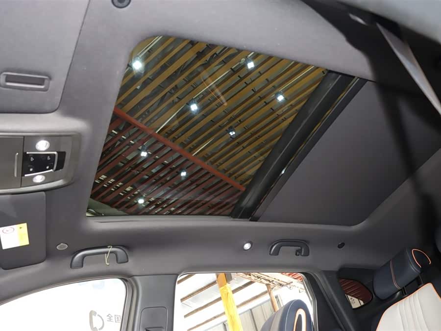 BYD Song Plus New Energy 2023 immagine di auto #18