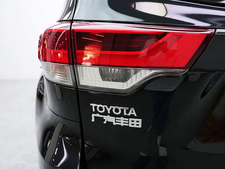 Toyota Highlander 2018 image de voiture #18
