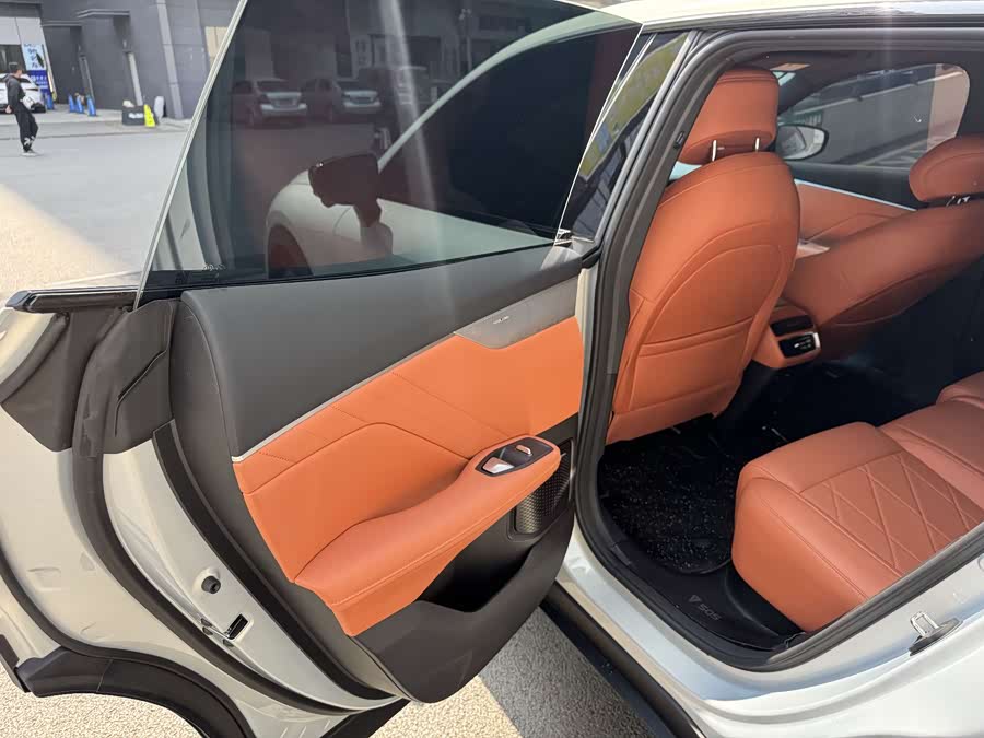 Deepal S05 2025 immagine di auto #18