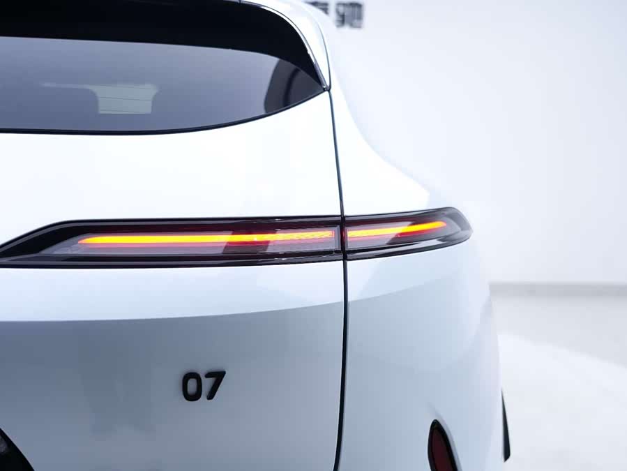 Avatr 07 2025 car image #18