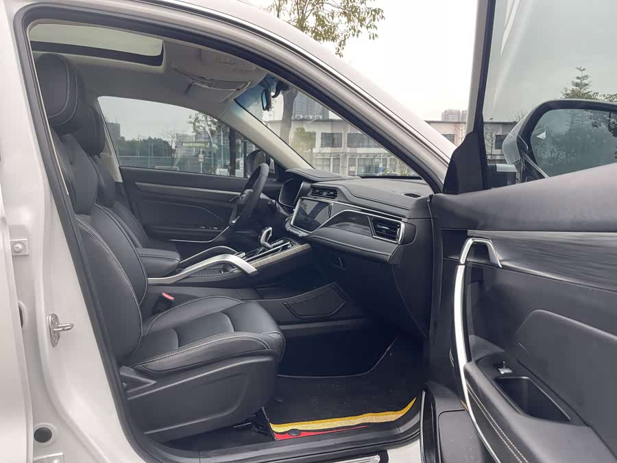 GEELY Boyue 2020 image de voiture #18