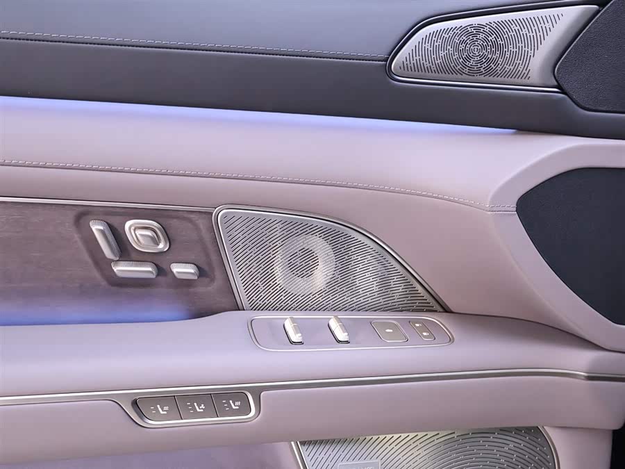 蔚来 蔚来ES8 2026 汽车图片 #18