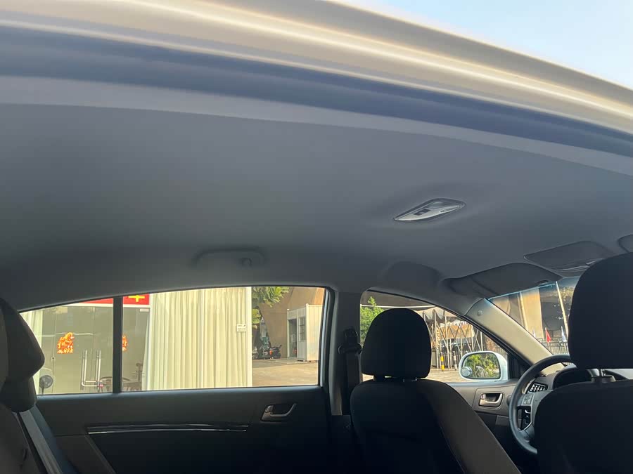 GEELY Emgrand Classic 2014 car image #18