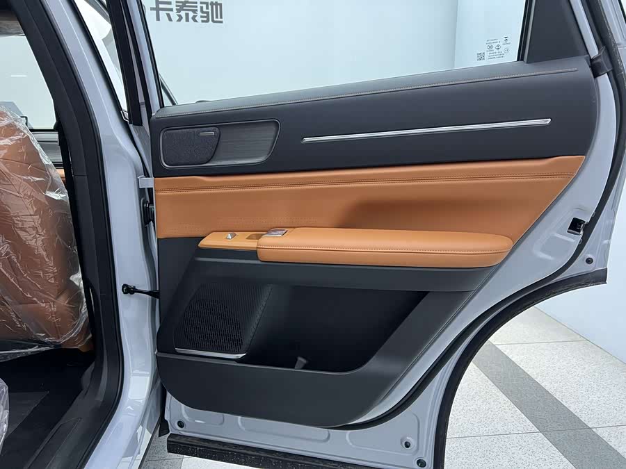 Jetour X70L 2025 image de voiture #18