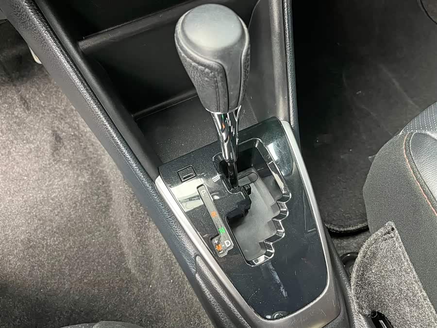 Toyota Yaris L Zhixiang 2022 immagine di auto #18