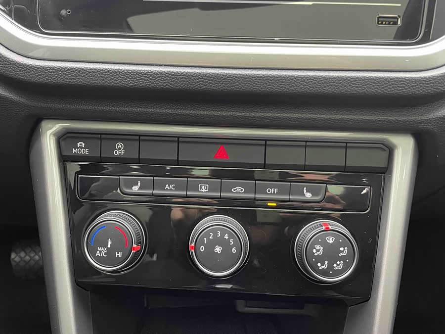 Volkswagen T-Roc 2021 #18 Volkswagen T-Roc 2021 immagine di auto #18