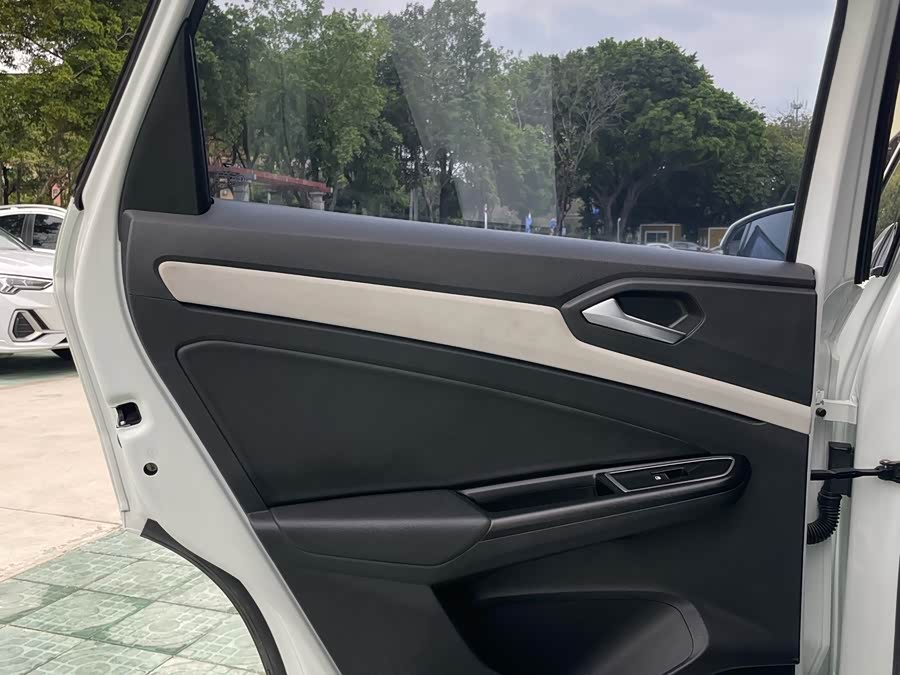 Jetta VS5 2023 imagen de coche #18