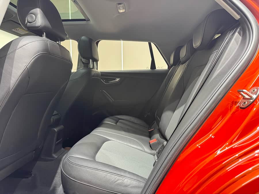 Audi Q2L 2020 صورة سيارة #18