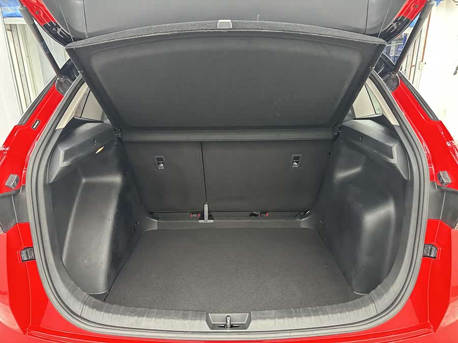 Skoda Kamiq 2023 изображение автомобиля #18