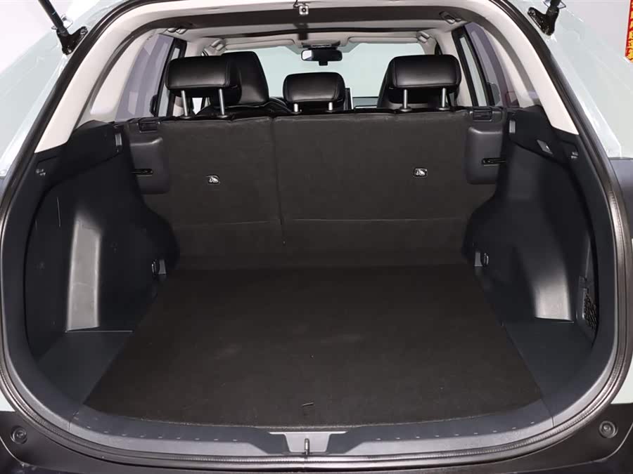 Toyota RAV4 2019 car image #18