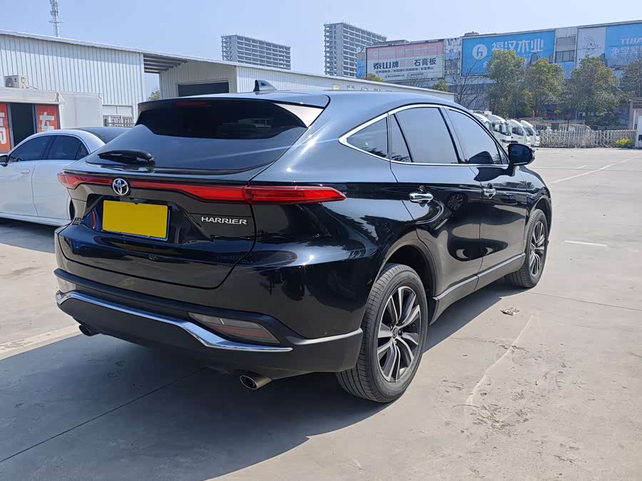 Toyota Harrier 2022 car image #18