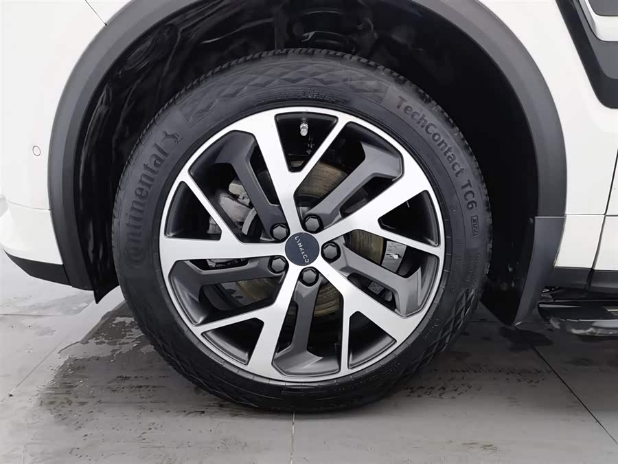 Lynk & Co 01 EM-P 2018 car image #18