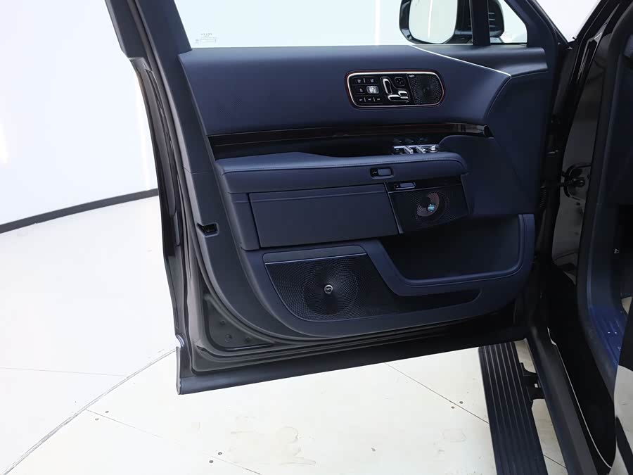 极氪 极氪9X 2026 汽车图片 #18