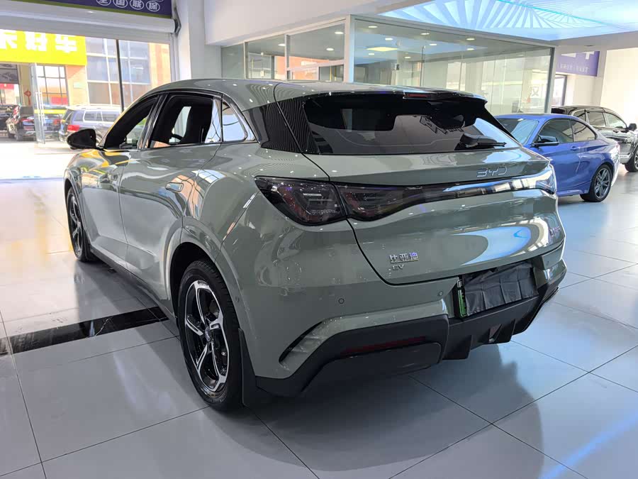 BYD Seal 06GT 2025 immagine di auto #18