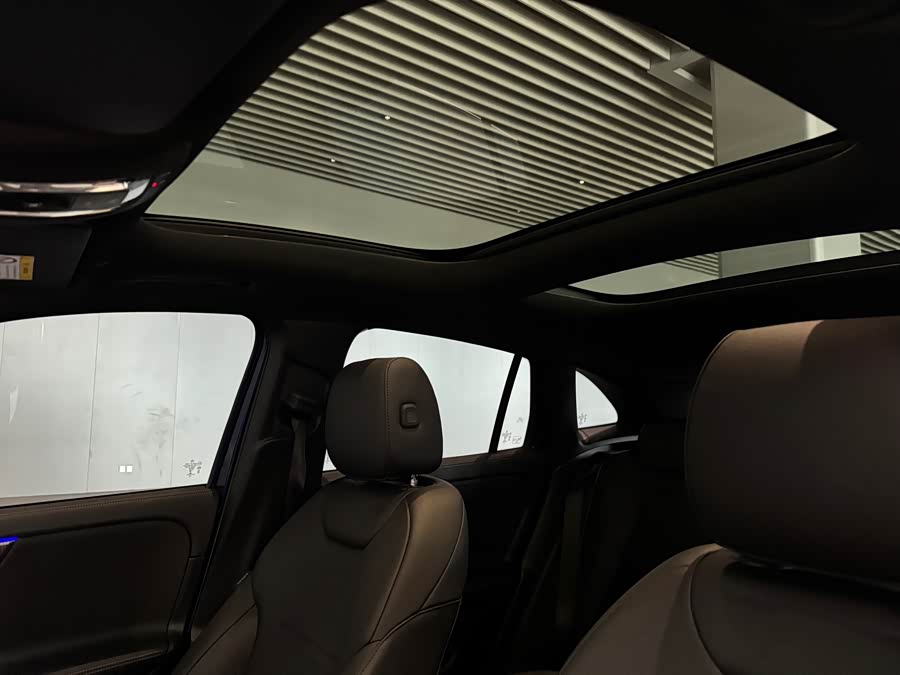 Mercedes-Benz GLA Class 2021 car image #18