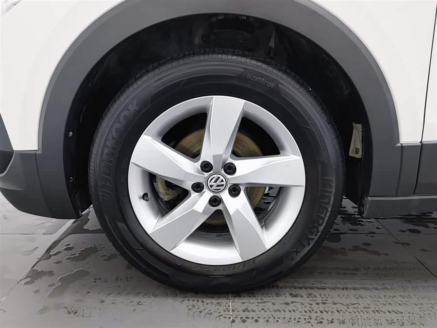 Volkswagen T-Cross 2019 immagine di auto #18