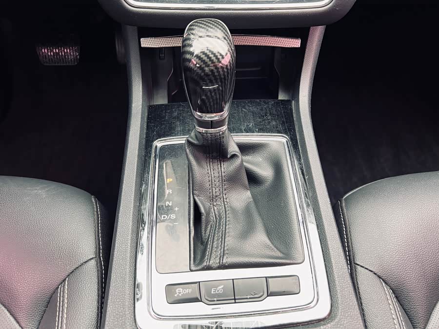 Roewe 550 2014 изображение автомобиля #18