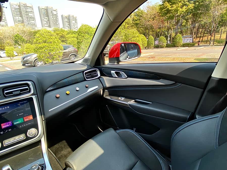 Lynk & Co 01 EM-P 2019 car image #18