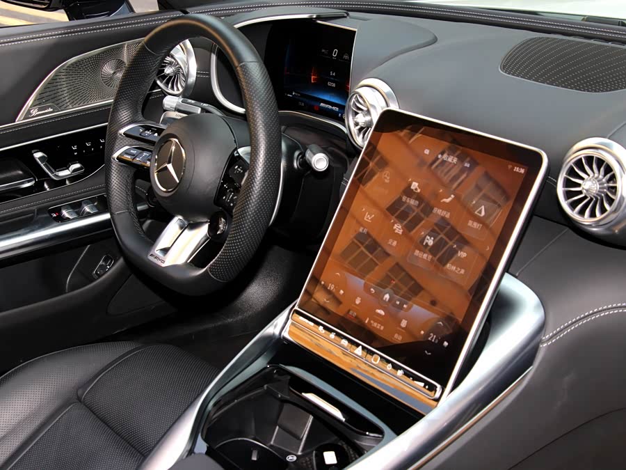 Mercedes-Benz 2024 car image #18