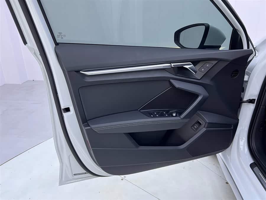 Audi A3 2021 car image #18