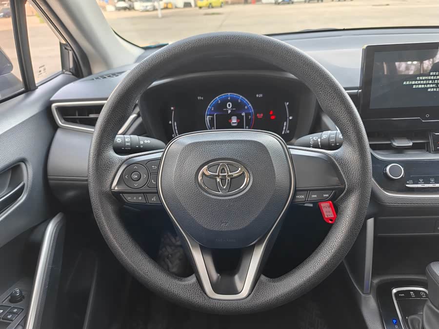 Toyota Frontlander 2023 car image #18