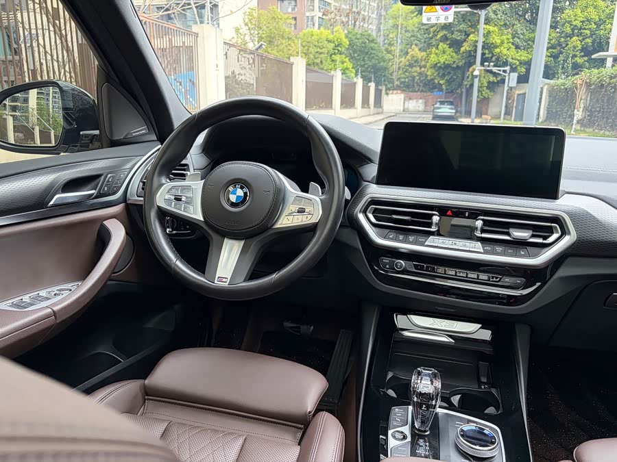 BMW X3 2023 immagine di auto #18