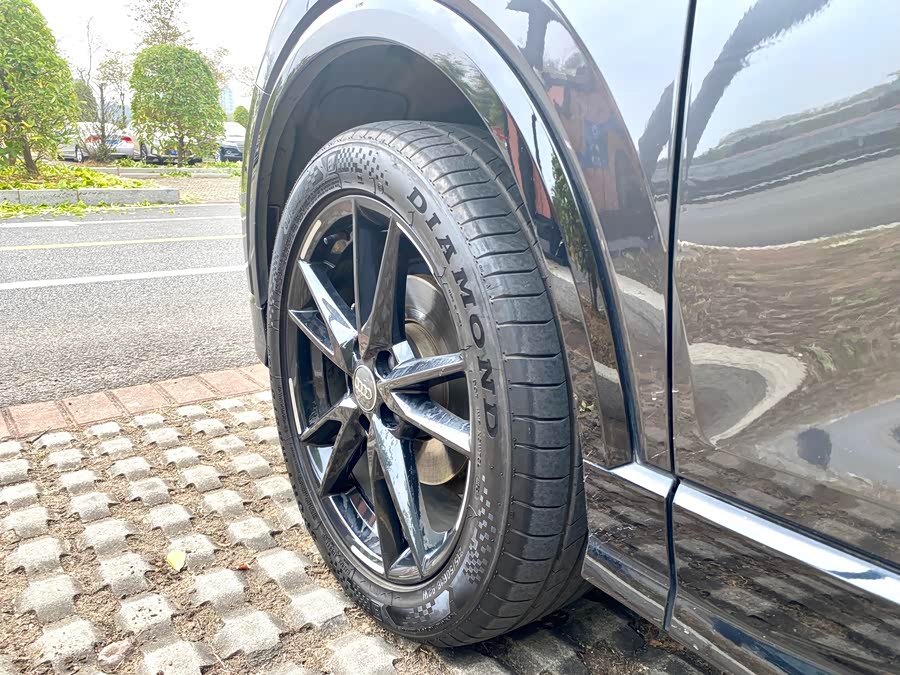 Audi Q2L 2021 صورة سيارة #18