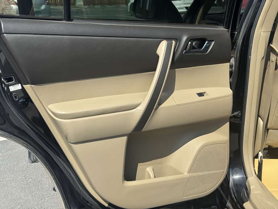 丰田 汉兰达 2010 汽车图片 #18