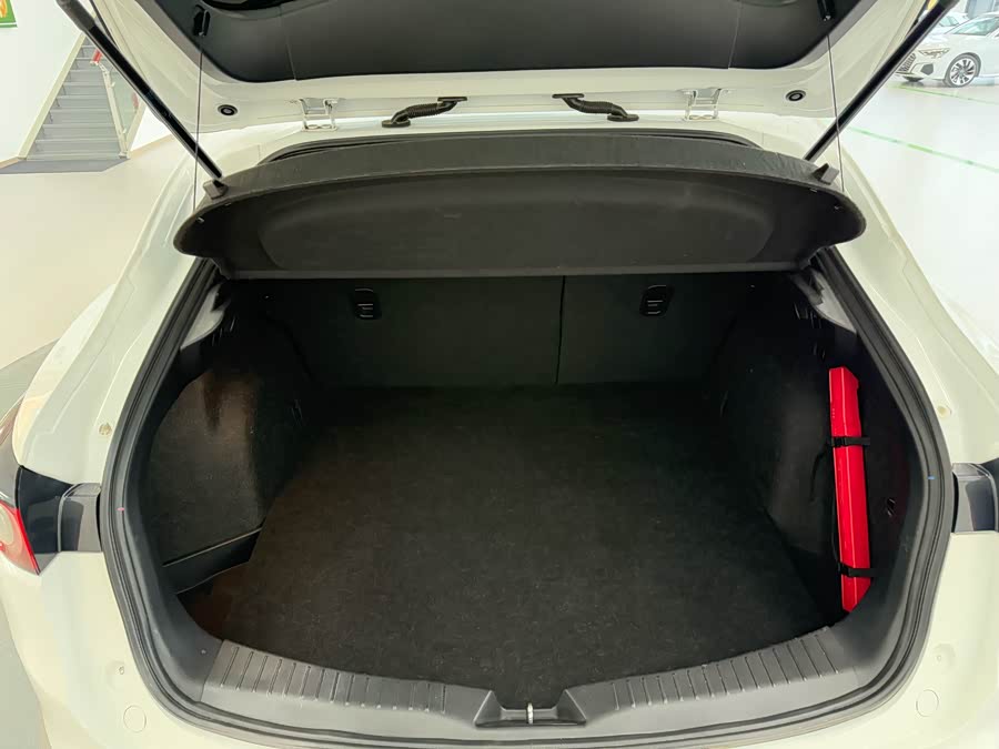 Mazda CX-4 2023 car image #18