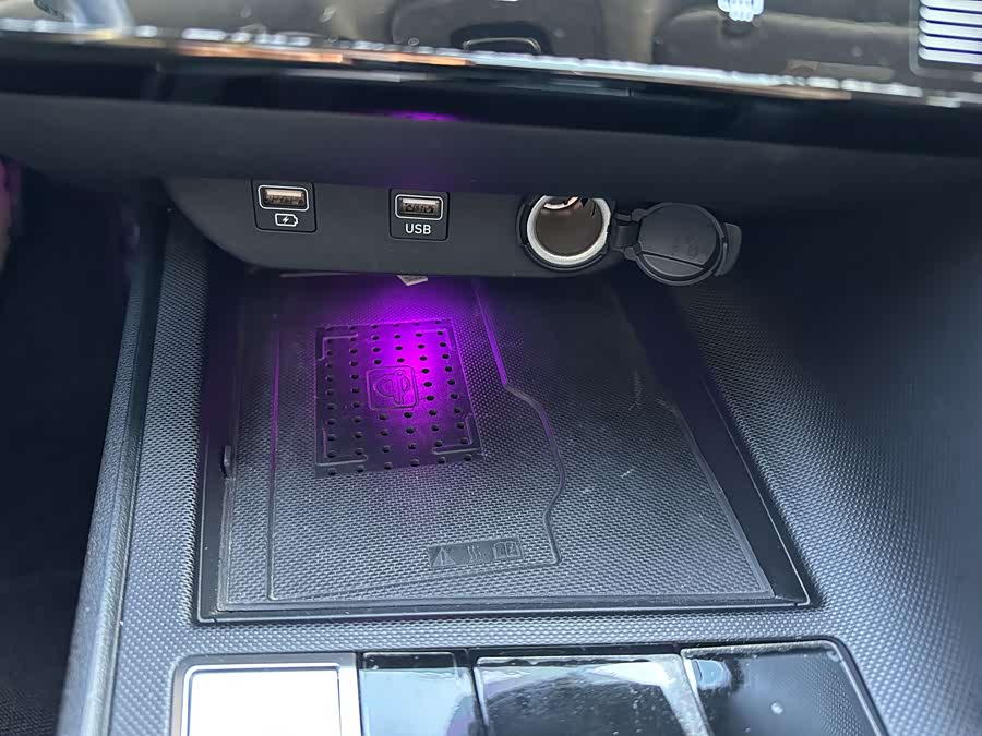 Hyundai Elantra 2021 immagine di auto #18