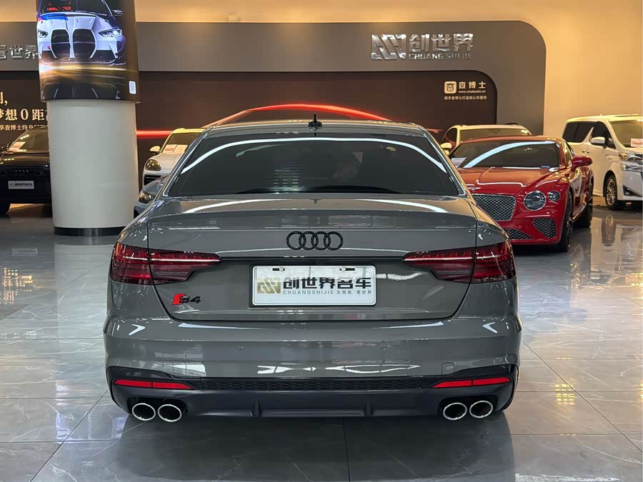 Audi S4 2024 صورة سيارة #18