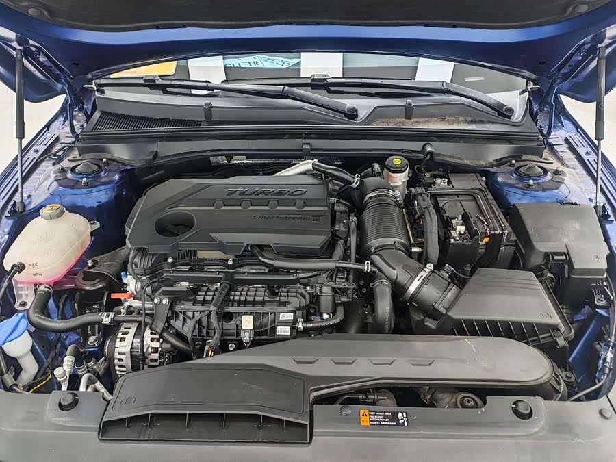 起亚 起亚K5 2022 汽车图片 #18