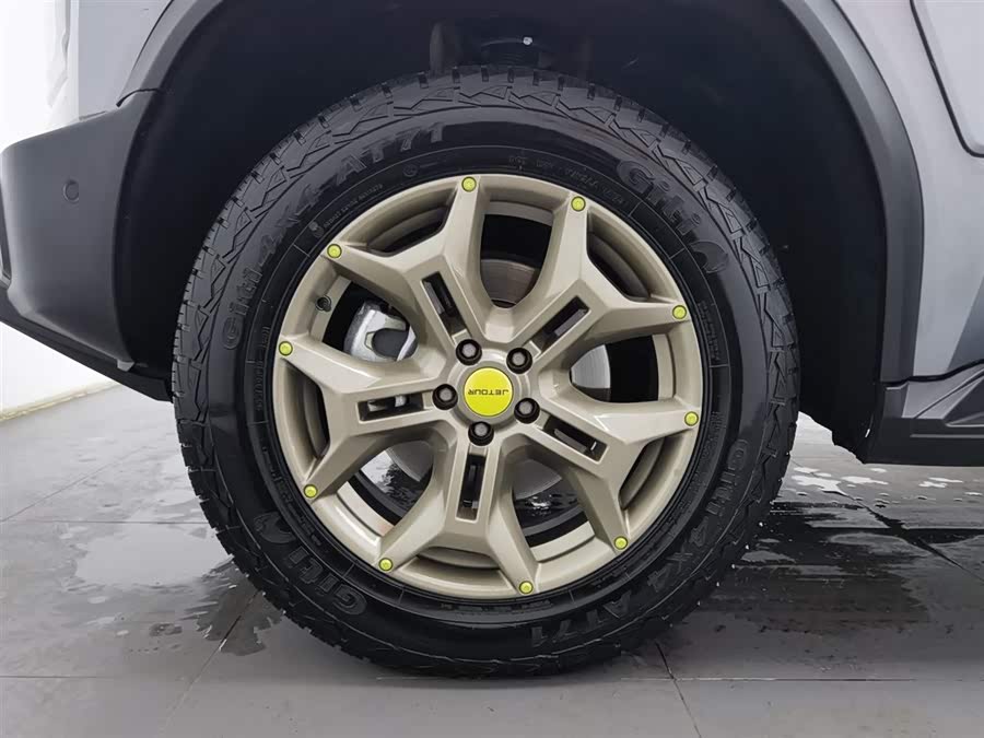 Jetour Traveller 2023 car image #18