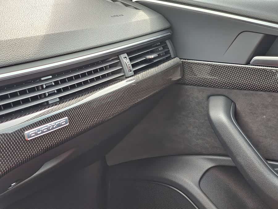 Audi S4 2019 imagem de carro #18