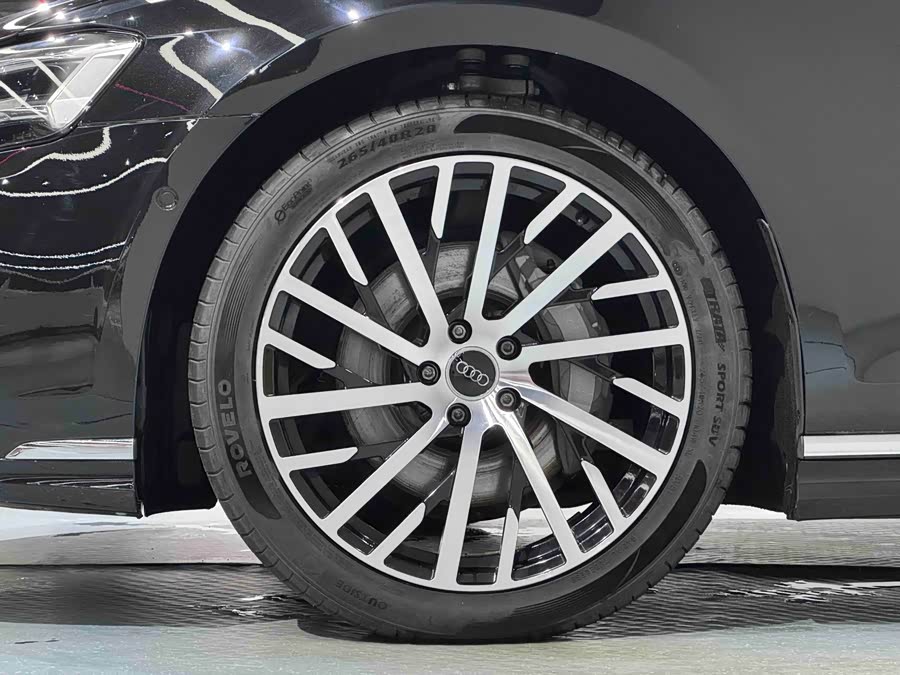 Audi A8 2023 imagen de coche #18