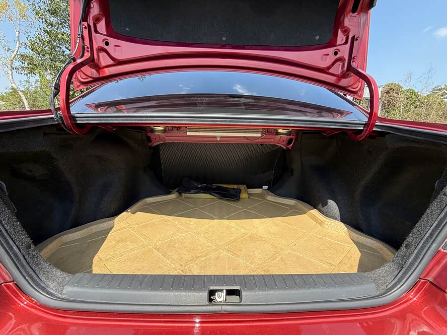 Toyota Corolla (Classic) 2013 car image #18