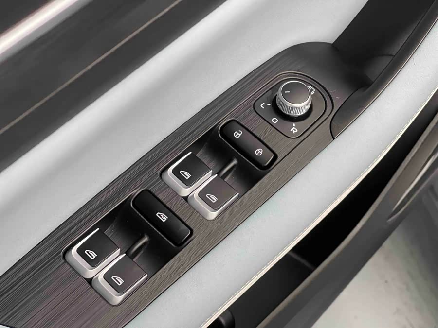 GEELY Emgrand S 2023 imagem de carro #18