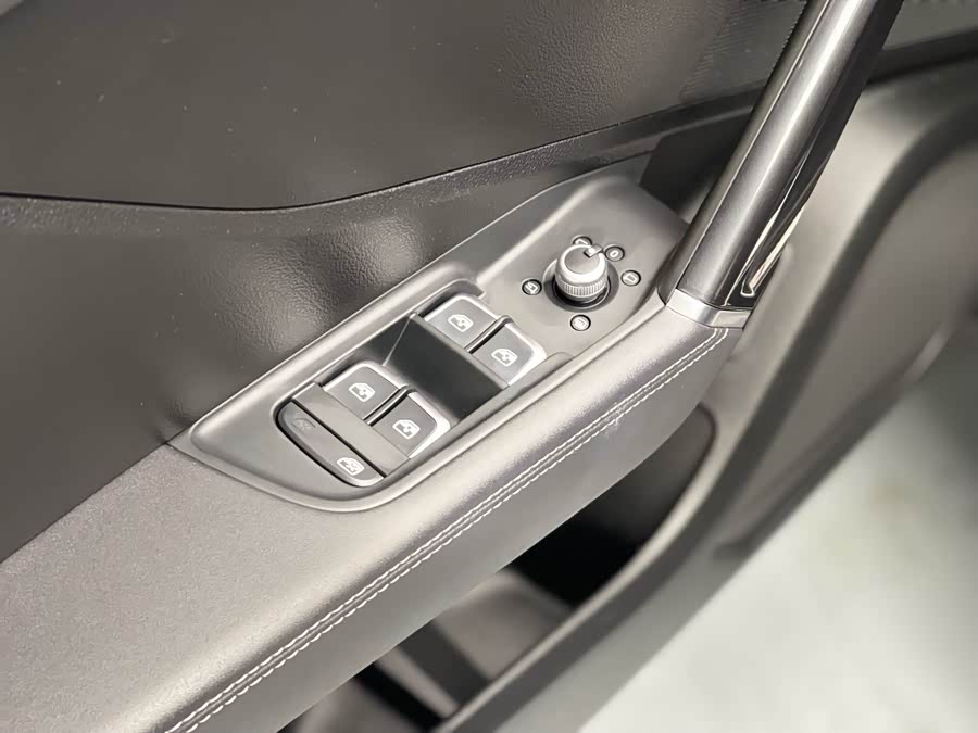 Audi Q2L 2022 imagem de carro #18