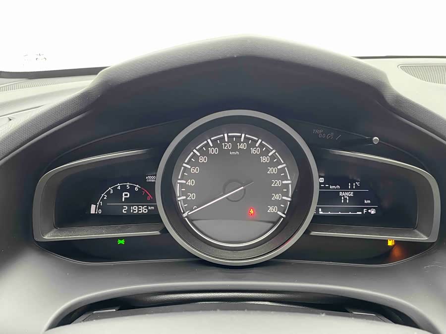 Mazda CX-4 2023 car image #18