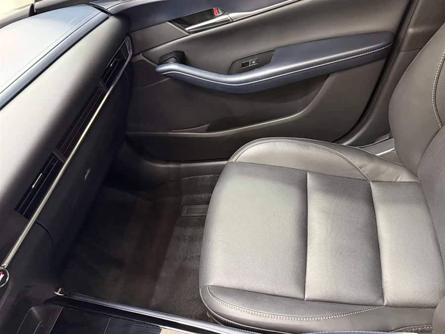 马自达 马自达CX-30 2022 汽车图片 #18