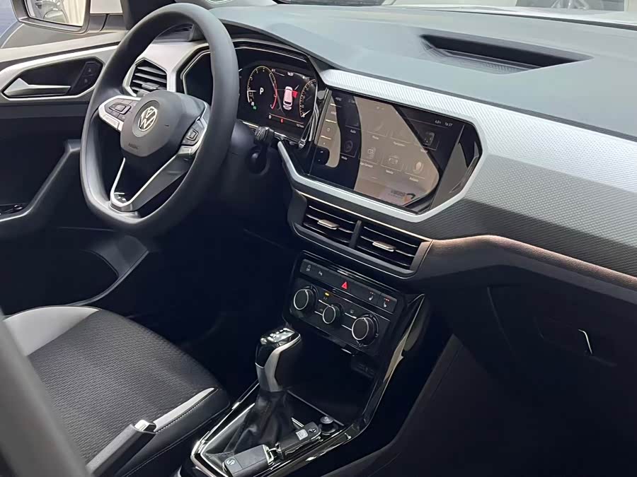 Volkswagen Tacqua 2022 car image #18