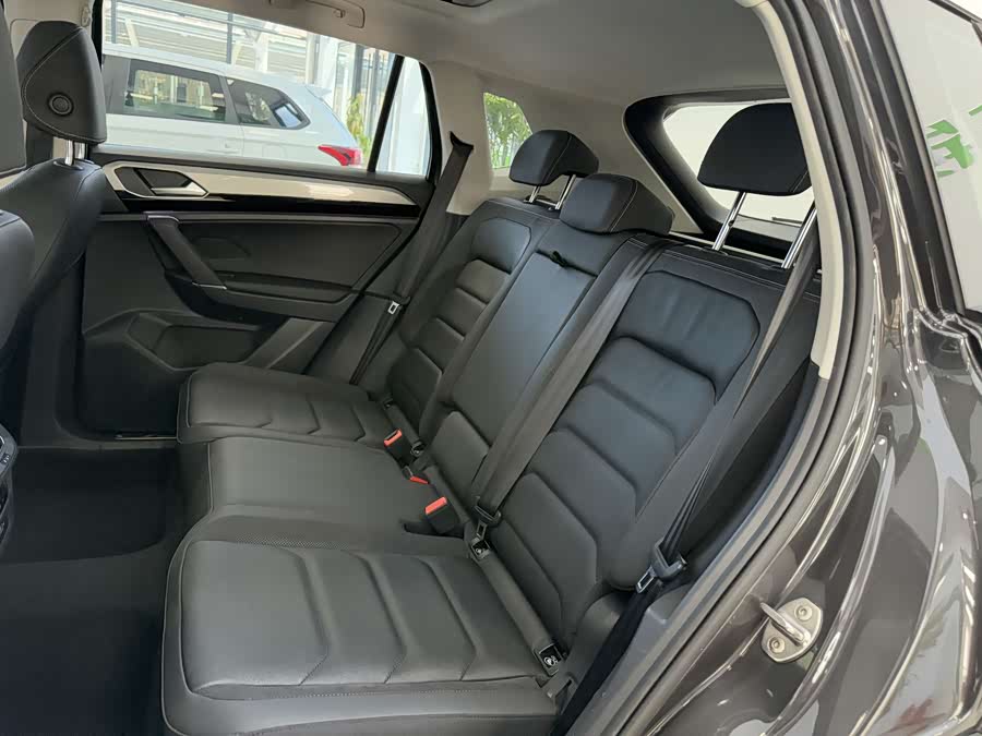 Volkswagen Tayron 2022 car image #18