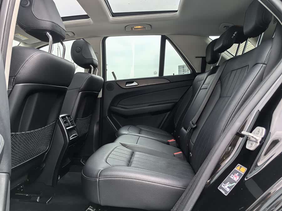 Mercedes-Benz GLE Class 2016 car image #18