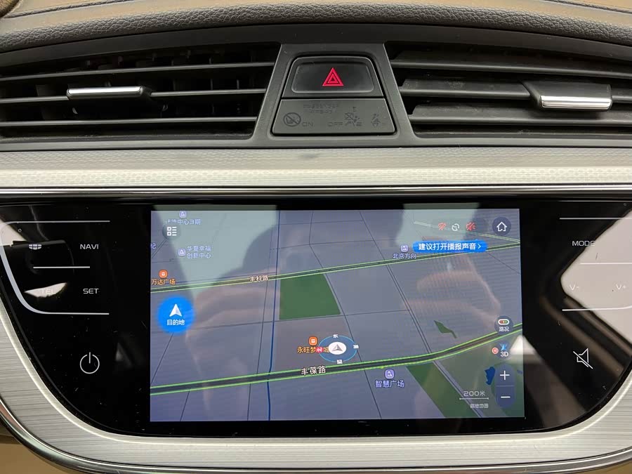 GEELY Emgrand GSe 2018 car image #18