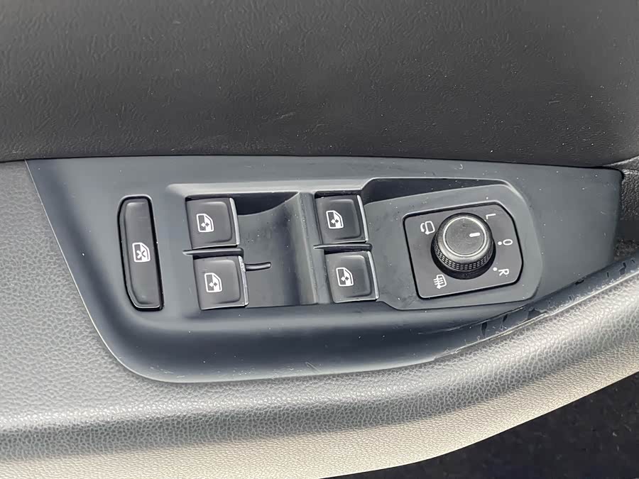 Volkswagen Magotan 2020 immagine di auto #18