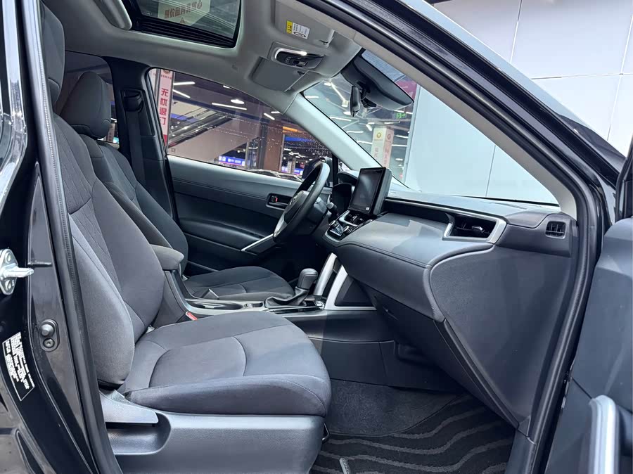 Toyota Corolla Cross 2023 car image #18