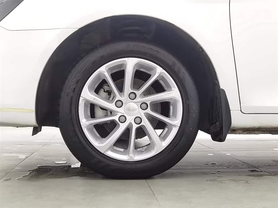 GEELY Emgrand 2020 car image #18