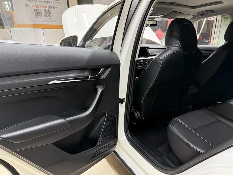 Skoda Kamiq 2022 car image #18