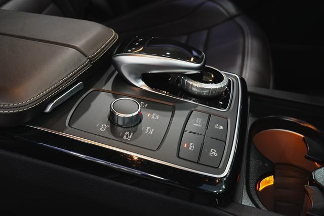 Mercedes-Benz GLS AMG 2016 car image #18
