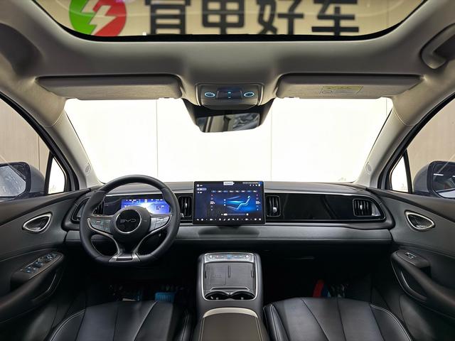 BYD Sea Lion 05 EV 2025 car image #18